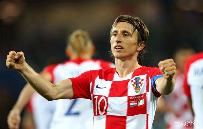 [图]奥古斯托补时破门 青岛海牛主场平山东泰山